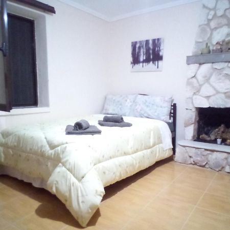Argiris Old City House 1 كالامباكا المظهر الخارجي الصورة
