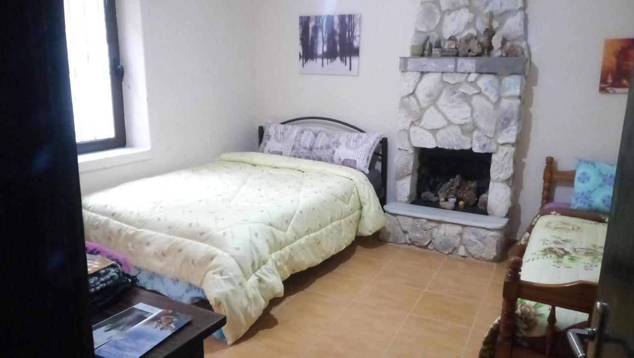 Argiris Old City House 1 كالامباكا المظهر الخارجي الصورة